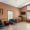 Отель Days Inn by Wyndham Canastota/Verona, фото 10