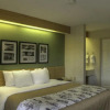 Отель Sleep Inn & Suites, фото 6