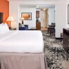 Отель Holiday Inn Express & Suites Greenfield, an IHG Hotel, фото 15