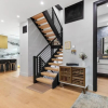 Отель Top of The Hill Luxury Clarendon 4-br Homestay, фото 2