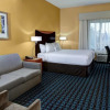Отель Fairfield Inn & Suites Anniston Oxford, фото 5
