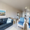 Отель Estoril Beachfront Condo, фото 26