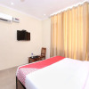 Отель OYO 16875 Hotel Skyz, фото 13