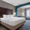 Отель La Quinta Inn & Suites by Wyndham Columbus West - Hilliard, фото 33