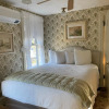 Отель Moseley Cottage Inn & Town Motel, фото 1