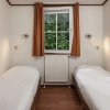 Отель Cosy Chalet With Combi-microwave, Next to a Nature Reserve, фото 13