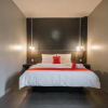Отель Reddoorz Plus Near Maimun Palace 2 Medan, фото 21