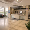 Отель Joyful Star Hotel Pudong Airport Chenyang（Formerly Starway Hotel Puding Airport Chengyang), фото 2