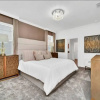 Отель New Home at Storey Lake 9 Bedrooms and 5 Bathrooms, фото 3