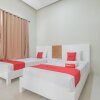 Отель RedDoorz Resort Syariah @ Idelansia Homestay Ciater, фото 4