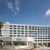 Отель Hilton Santa Monica Hotel & Suites, фото 1