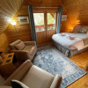 Отель Luxury 3 Bedroom, 3 Bathroom Lodge with Hot Tub, фото 5