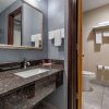 Отель Econo Lodge Inn & Suites, фото 9