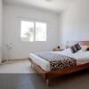 Отель Flat 2 Bedrooms 1 Bathroom - Peyia, фото 4