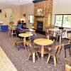 Отель Cobblestone Inn & Suites - Manning, фото 14