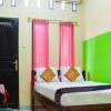 Отель SPOT ON 91227 Al Bayt Syariah Guest House в Kupang