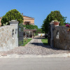 Отель Villa Erika With Private Garden, фото 1