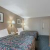 Отель Days Inn - Jamestown, фото 13