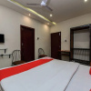 Отель OYO 4221 Uttam Guest House, фото 8