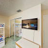 Отель New Listing! Quiet Near Siesta Key Beaches 2 Bedroom Home, фото 7