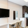 Отель Luxurious Studio With Long Golf View At Grand Sungkono Lagoon Apartment, фото 4