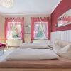 Отель Elegant Apartment With Garden in Gingst, фото 7