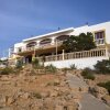 Отель Hostal La Torre Ibiza Cap Negret в Сант-Антони-де-Портмани