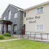Отель Kilkee Bay Hotel в Килках