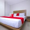 Отель RedDoorz Plus @ Cibogo Bawah 2, фото 4