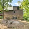 Отель Sevierville Cabin w/ Hot Tub & Mountain-view Deck, фото 16