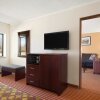 Отель Days Inn And Suites Kansas City South, фото 6