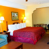 Отель Days Inn And Suites Savannah Midtown, фото 6