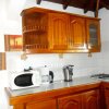 Отель House With 2 Bedrooms in Petit-canal, With Pool Access, Furnished Terr, фото 6