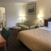 Отель Quality Inn & Suites Biltmore East, фото 21