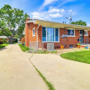 Отель Detroit Home w/ Pool & Yard, 15 Mi to Downtown!, фото 19