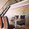 Отель Modern Attic Apartment, фото 4
