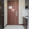 Отель Cozy Design 1Br Apartment At Scientia Residence, фото 1