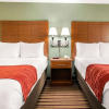 Отель Comfort Inn & Suites Crabtree Valley, фото 14