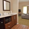 Отель Hampton Inn & Suites Alexandria, фото 27