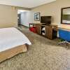 Отель Hampton Inn & Suites Franklin Berry Farms, фото 4