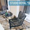 Отель Studio Royal by Beds4Wanderlust - Place du marché avec parking privé, фото 10