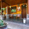 Отель Bamboo Inn Kuta в Куте