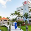 Отель Hilton Palm Beach PBI в Уэст-Палм-Биче