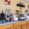 Отель Econo Lodge Winfield, фото 10