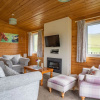 Отель Loch Leven Lodge 6, фото 3