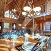 Отель Mountain Paws Retreat 5 Bedroom Home with Hot Tub, фото 9