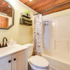 Отель Houghton Lake Cottage - Central Location!, фото 20