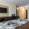 Отель Sleep Inn & Suites Marshall - University Area, фото 6