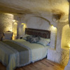 Отель Golden Cave Suites, фото 7