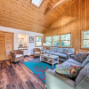 Отель Bright Southern Shores Family Home < 1 Mi to Beach, фото 10
